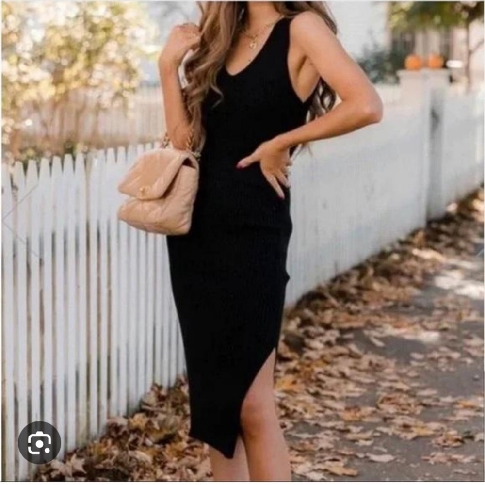 House of Harlow 1960 Ribbed Black Dress